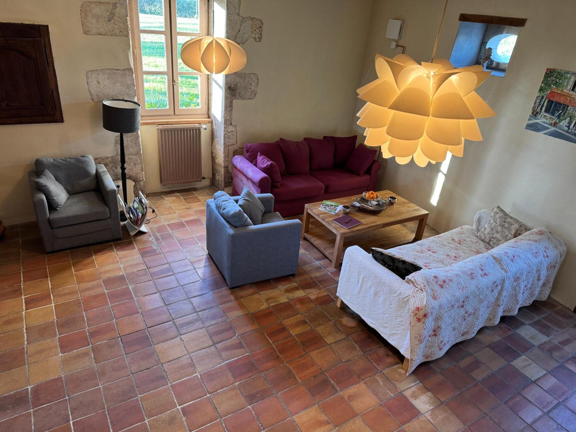 Gite De L'Edelinie Nanteuil-Auriac-de-Bourzac Exterior foto